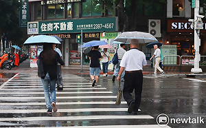 居家辦公遇颱風假怎麼辦?勞動部給出解答了