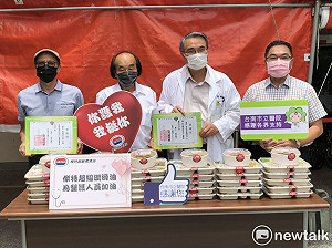 感念醫護辛苦防疫 企業家捐愛心防疫餐盒加油打氣