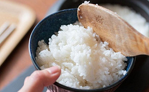 「剩飯」怎做美味又健康?美食家揭完美搭配:菜蛋肉都有