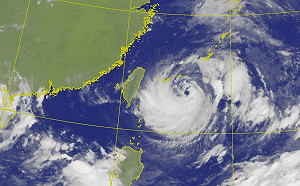 烟花颱風暴風圈將掠過東北部!「紫爆」降雨熱區搶先看