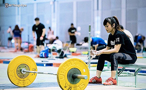 首度征戰奧運  鄒族方莞靈奪女子舉重第4名 立委大讚「與有榮焉!」