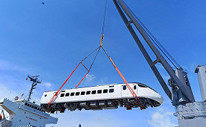 增加4成載客量!台鐵新型列車EMU3000抵台 未來將投入東部幹線
