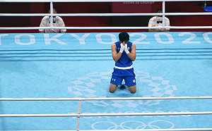 東奧》族語吶喊「我是阿美族的孩子！」陳念琴8強止步 跪地親吻擂台