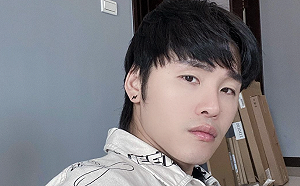 奧運場上驚見四胞胎兄弟!展榮分身乏術:不要再私訊