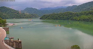 西南風大雨下不停！石門水庫逼近滿水位持續放水中