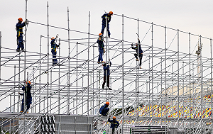 僱用安定措施延長至年底  5種行業勞工受惠  最多可領9200元