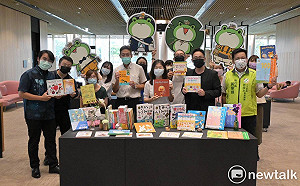 台日友好善的循環  台南市日本人協會贈日文繪本給市圖