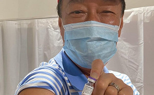 武漢肺炎》郭台銘赴德催BNT到貨  陳時中:困難工作!祝馬到成功