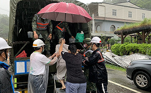 預估24小時累積雨量  高市宣布8個行政區8/8停班停課