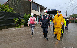 陳其邁率團隊挺進災區 快速完成95%恢復工作