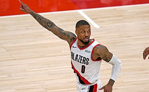 像當年追求哈登　76人關注里拉德