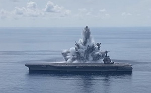 (影)美福特號航母「震撼教育」 「最終回」爆炸測試完成