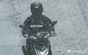 快訊》午後雷雨轟炸全台！19縣市豪大雨特報 桃竹5區淹水警戒