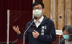 桃源區民代表落水兩天  陳其邁出動52人次沿荖濃溪持續搜救