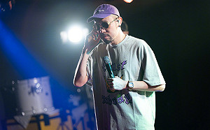 台灣MC Hotdog未婚生子黑歷史被挖出！中國網友要求「劣跡藝人」退出節目