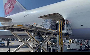 莫德納疫苗再來一批！蘇貞昌：自購24.9萬劑15日下午抵台