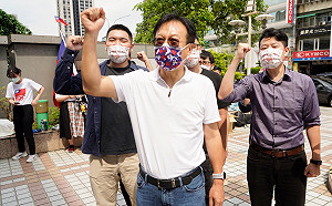 參選國民黨主席出奇招 卓伯源找「統神」幫站台