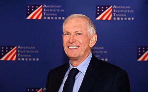 AIT主席莫健3/20退休 「拜登親信」白宮國安會資深主任羅森柏格接任     