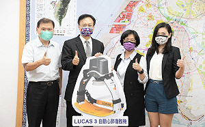 這張同框照有學問！卓伯源爭黨主席大位 郭台銘、王金平兩系統「加持」？