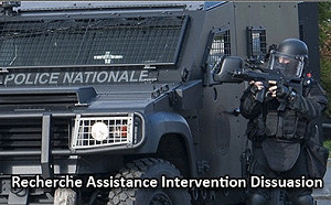 法國坦承與塔利班談判撤僑 350人提心吊膽5公里