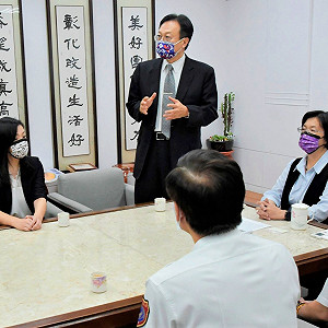 卓伯源倡國民黨改為柔性政黨 籲中國正視中華民國政府存在的事實