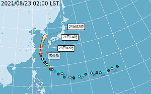 雲投花東4縣市飆36°C！山區局部大雨 海上強風吹