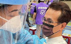 打高端1分鐘搞定 鄭運鵬：來不及痛一下就結束了