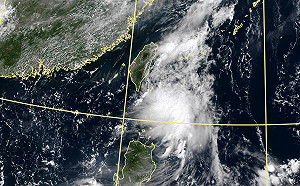 輕颱「奧麥斯」遠離台灣！吳德榮：午後仍慎防對流大雨