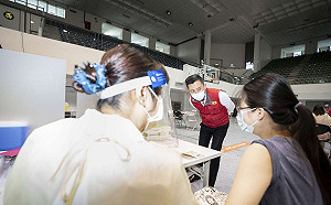 高端開打首日 竹市報到率95.6%  林智堅：加開周末時段為民服務