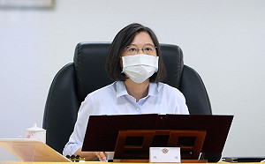 蔡英文：無法控制敵人把飛彈對準哪裡 但有能力阻止飛彈侵襲我們家園