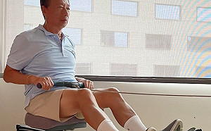 郭台銘稱歐洲行達階段成果 洪孟楷｢謝郭董｣被酸：當時狂站韓國瑜旁