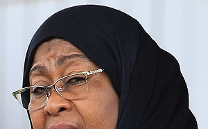 女人不尊重女人！坦桑尼亞女總統批女足球員「平胸」、「沒吸引力」挨轟