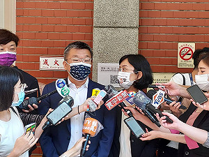 蘇巧慧問沒被點到改組名單？蔡其昌笑回：我資質平庸