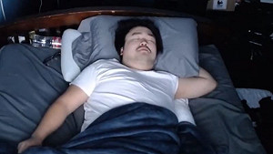 美網紅「直播睡覺」求抖內！起床看金額傻眼驚呆