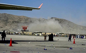 喀布爾自殺炸彈攻擊至少72死 IS坦承犯案 聯合國、北約強烈譴責