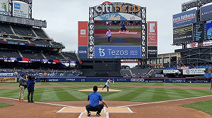 紐約大都會台灣日》葉望輝披台灣No.1 波蘭總領事喊加油