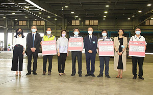 首批93萬劑BNT疫苗抵台 蘇貞昌感謝三個捐贈單位的慷慨