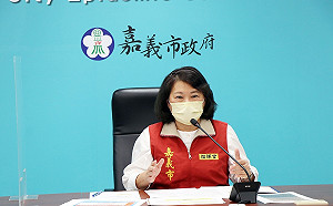 （影）重要官員疫苗造冊人數比公務員總數多？黃敏惠：竹篙鬥菜刀