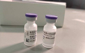 美國正式核准!開放所有成人接種輝瑞、莫德納第3劑疫苗