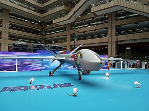 軍事迷傳「艦載無人機」中止研發 軍方否認：配合軍種需求 不會停止