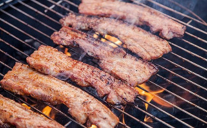 烤肉帶啥最討厭？網歪樓喊這：超煩