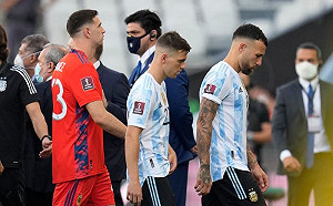 4球員違反規定　巴阿大戰臨時喊停