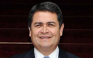 宏都拉斯總統葉南德茲伉儷今晚訪台 蔡總統明早接見並設午宴接待訪團