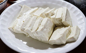 豆腐怎煮才鮮美？老饕丟2物像雞湯