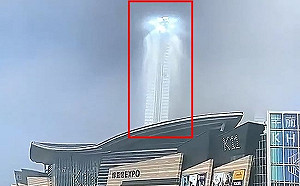(影) 飛碟來了? 瀋陽天空出現神秘巨型光柱 專家:「丁達爾效應」造成的