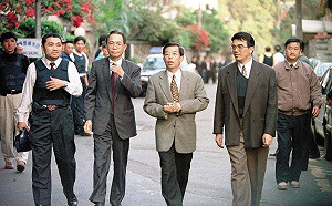 謝長廷遭影射護子 綠委管碧玲力挺謝:需要何等道德勇氣啊!