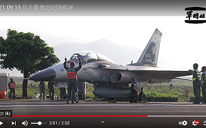 (影)佳冬戰備道演練 IDF搭載萬劍彈起降