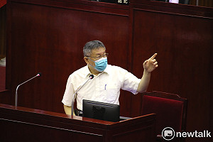 綠議員建議北市第三劑買嬌生 柯文哲爆:專家建議買Novavax