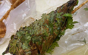 吃豬血糕遭日本同事嗆！台人怒反擊