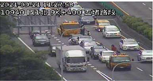 開始塞車!高公局:宜蘭至頭城已壅塞 九大路段下午車多